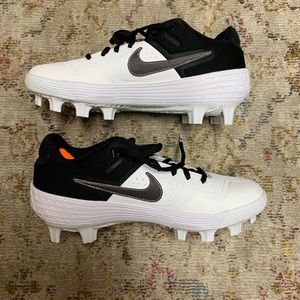 NEW Nike Mens SIZE 8.5 Alpha Huarache Elite 2